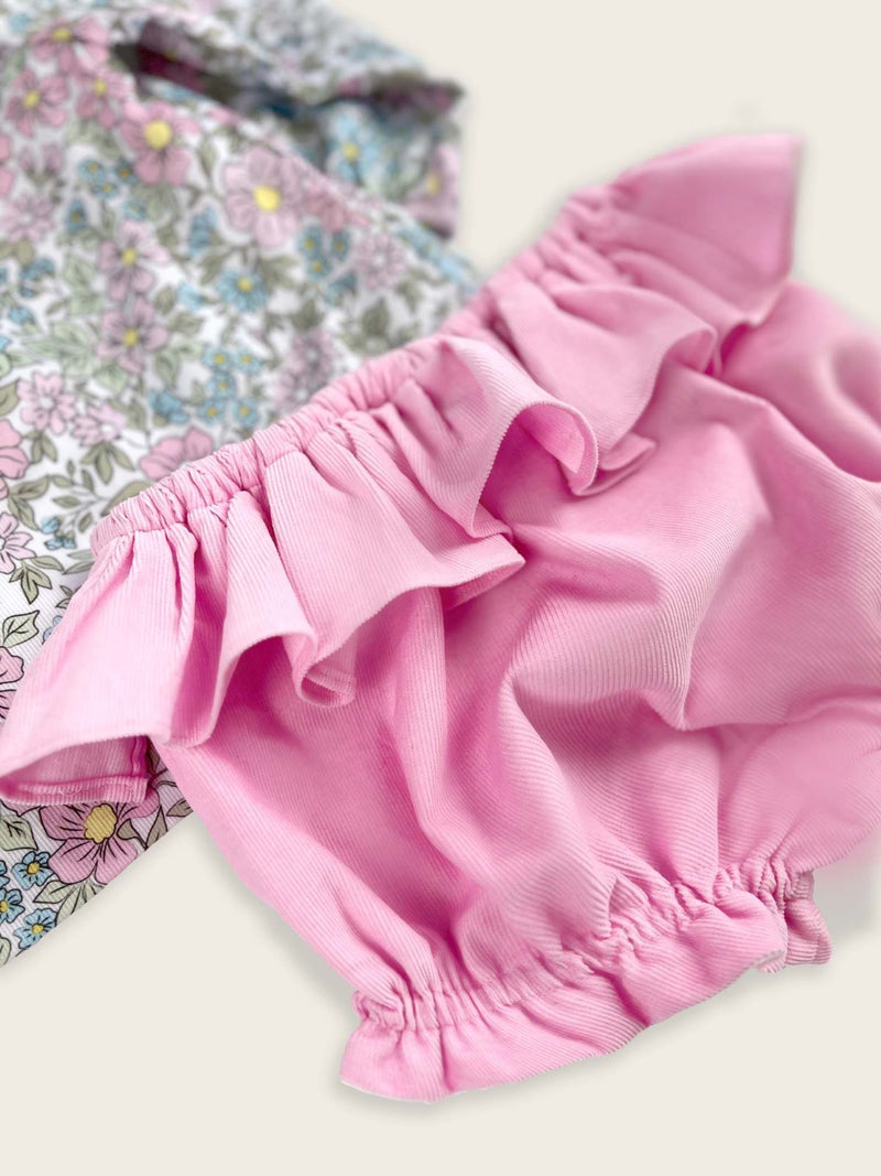 Close up of the back frill on the pink corduroy bloomers.